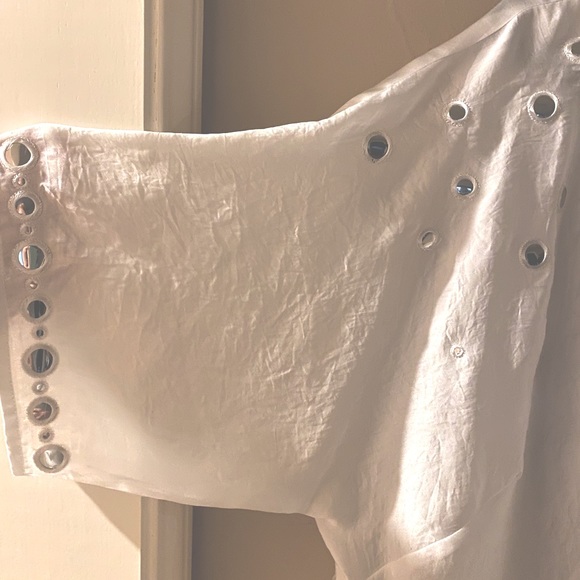 Blouse - Picture 2 of 4